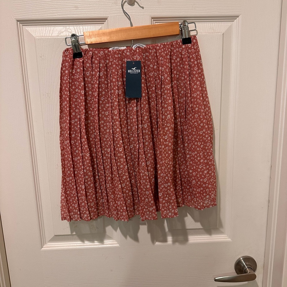 Hollister Pink Pleated Skater Mini Skirt
